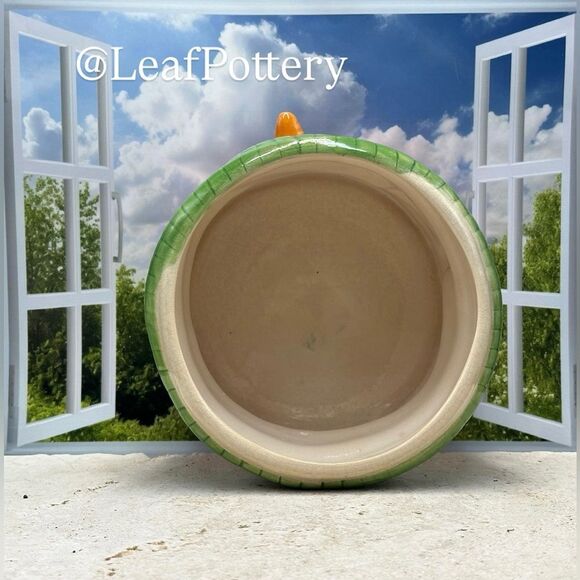 Vintage Snowman Beige/Red/Green Ceramic Plant Pot - Picture 7 of 10